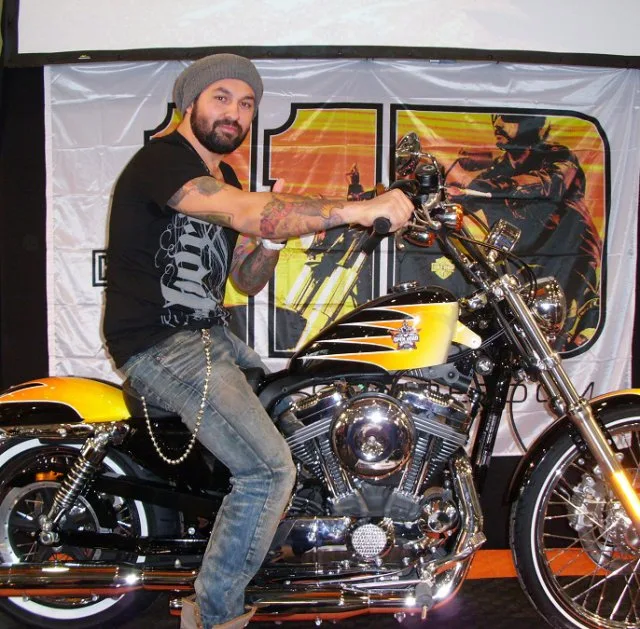 Mező Misi Harley-t akar nyerni  