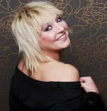 Zoltán Erika koncert időpontváltozás
