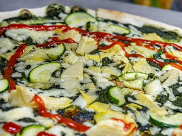 A 125 éves pesti vegán hagyományokat ünnepli a GreenGorilla pizzéria