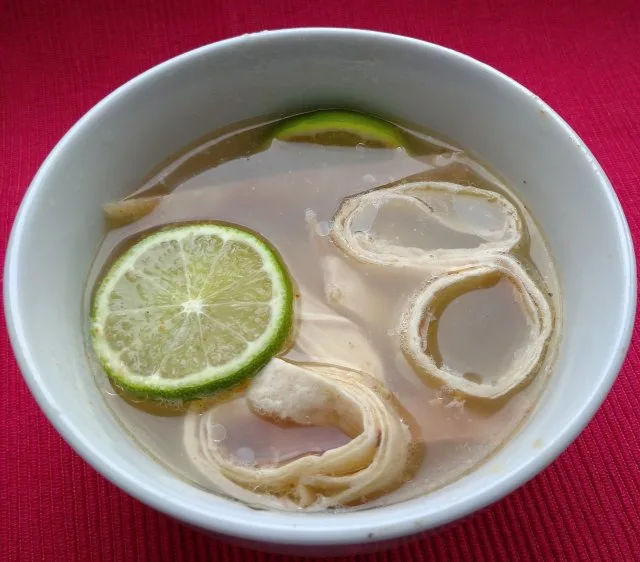 Sopa de lima - citromos csirkeleves