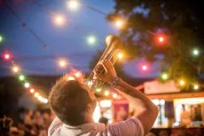 Jazz, bor, buli, Balaton: Paloznak!