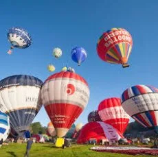 5 különleges fesztivál a nyár végére - a Wizz Tours válogatása